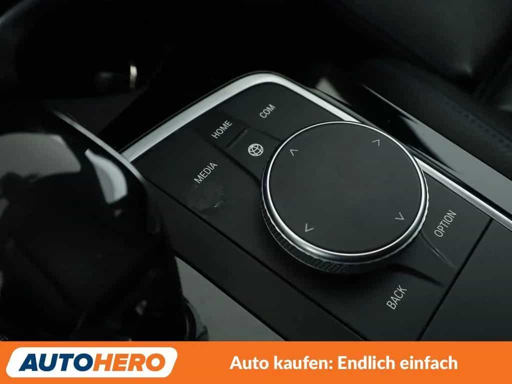 BMW 118 i M Sport Aut.*TEMPO*LED*PDC*SHZ* 09/2020-photo-17