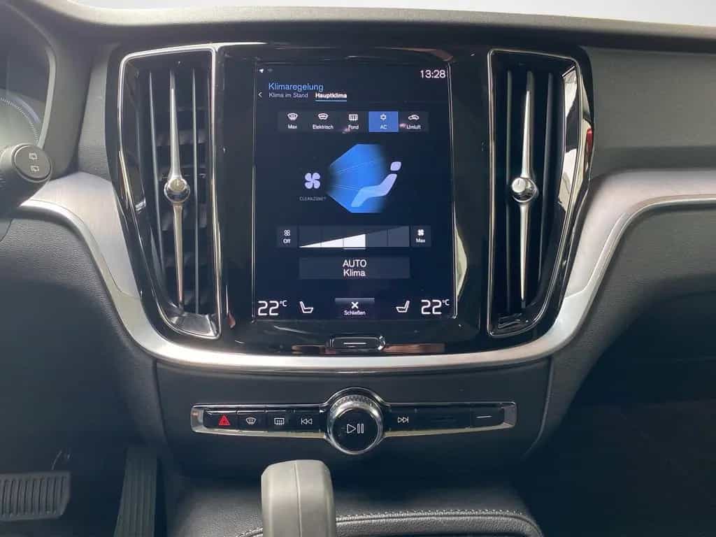 Volvo V60 Kombi T6 Inscription Recharge DAB*LED*Navi* 12/2021-photo-10