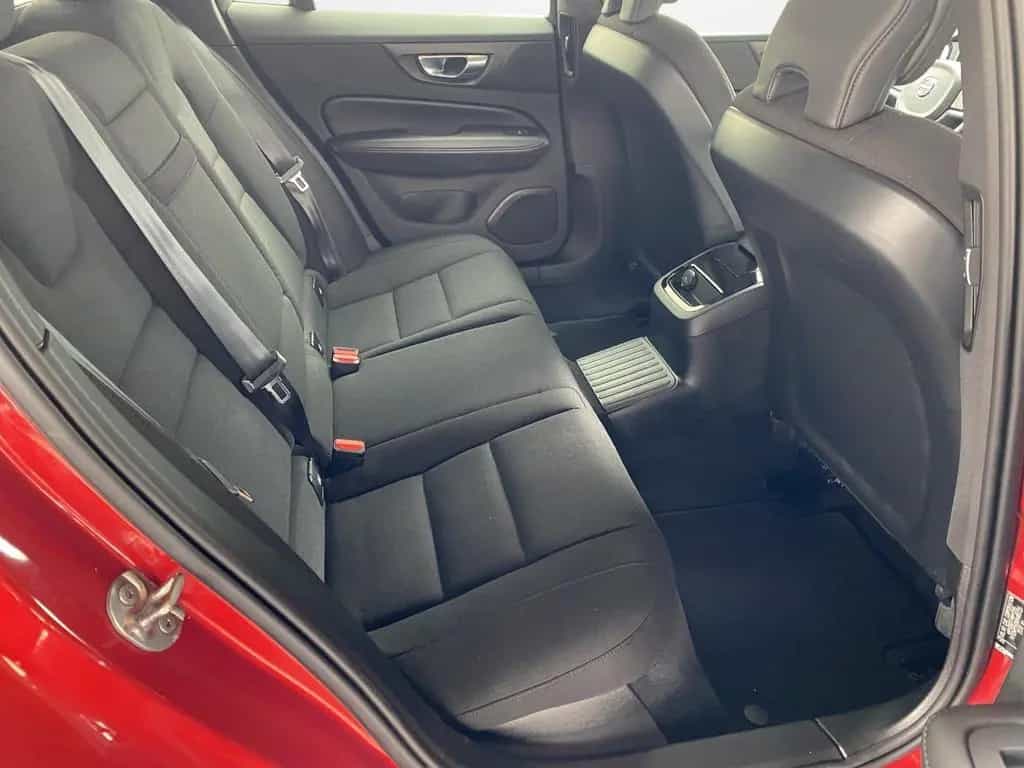 Volvo V60 Kombi T6 Inscription Recharge DAB*LED*Navi* 12/2021-photo-12