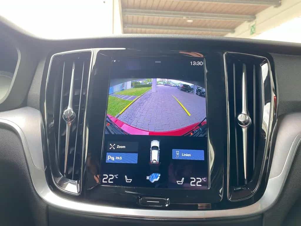 Volvo V60 Kombi T6 Inscription Recharge DAB*LED*Navi* 12/2021-photo-17