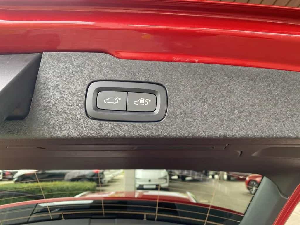 Volvo V60 Kombi T6 Inscription Recharge DAB*LED*Navi* 12/2021-photo-18