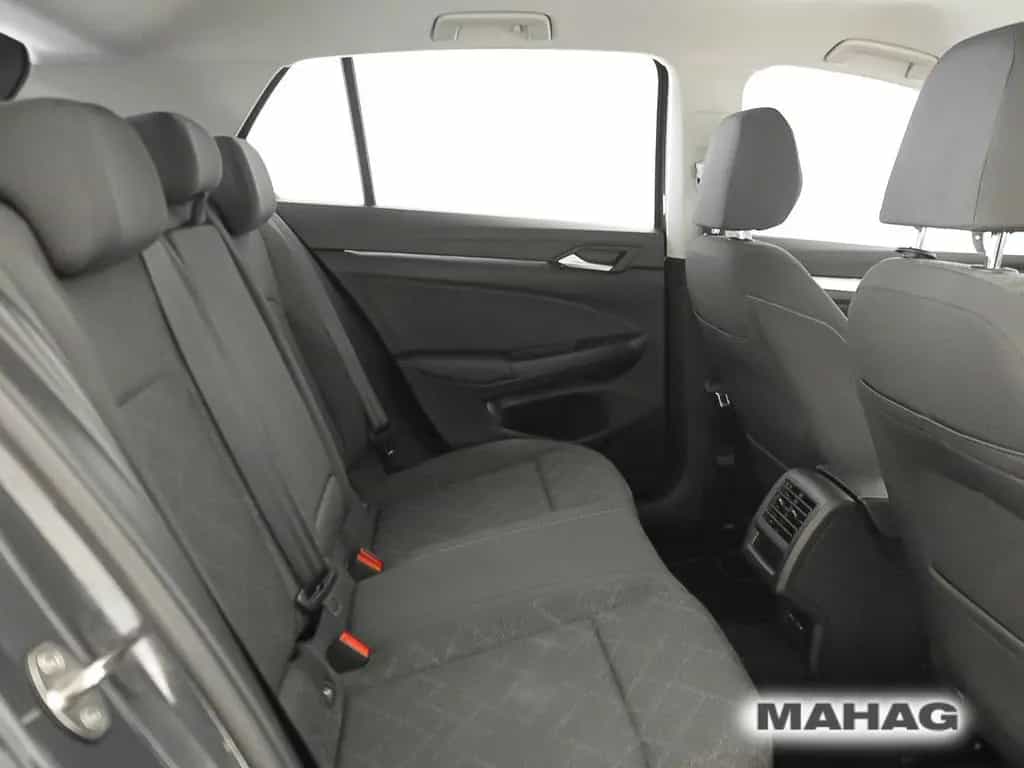 Volkswagen Golf VIII Life 1.5 TSI LED Navi ParkPilot App 6- 03/2023-photo-14