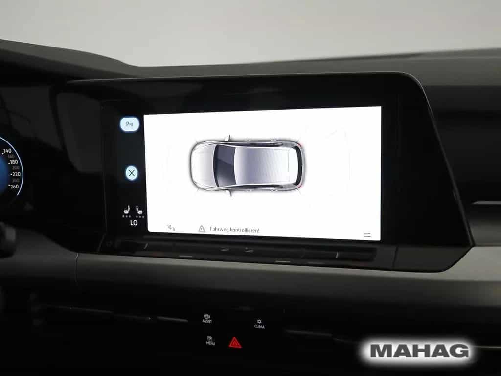 Volkswagen Golf VIII Life 1.5 TSI LED Navi ParkPilot App 6- 03/2023-photo-24