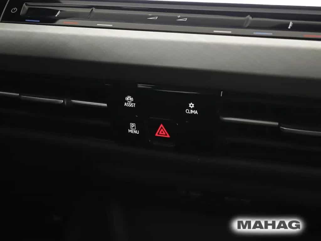 Volkswagen Golf VIII Life 1.5 TSI LED Navi ParkPilot App 6- 03/2023-photo-25
