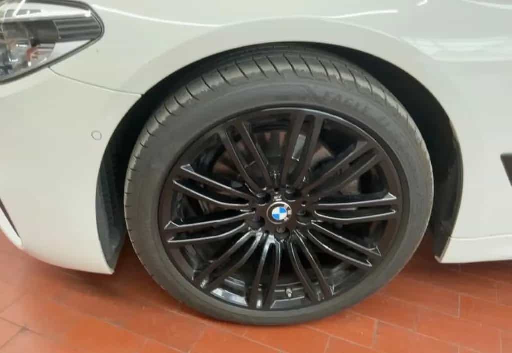 BMW 520 d M Sportpaket PANO/19-Zoll/LED/Head-Up 06/2019-photo-12