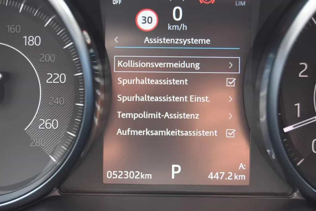 Jaguar E-Pace P200S AWD Aut. NAVI/RFK/19"/LEDER/SHZ/AHK 07/2019-photo-22
