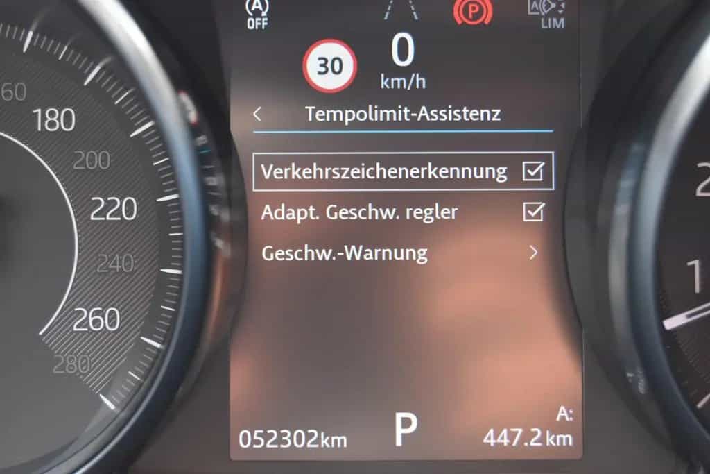 Jaguar E-Pace P200S AWD Aut. NAVI/RFK/19"/LEDER/SHZ/AHK 07/2019-photo-23