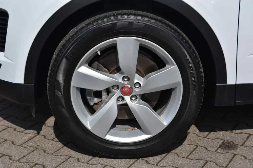 Jaguar E-Pace P200S AWD Aut. NAVI/RFK/19"/LEDER/SHZ/AHK 07/2019-photo-6