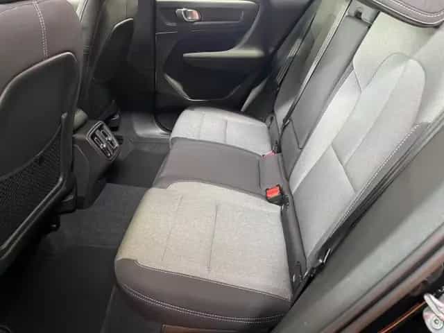 Volvo XC40 B3 2WD Core - Sitzheizung PDC Kamera AHK sc 04/2023-photo-10
