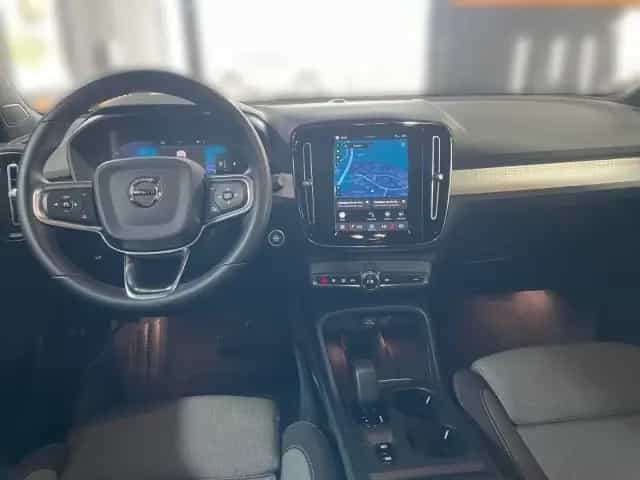 Volvo XC40 B3 2WD Core - Sitzheizung PDC Kamera AHK sc 04/2023-photo-9
