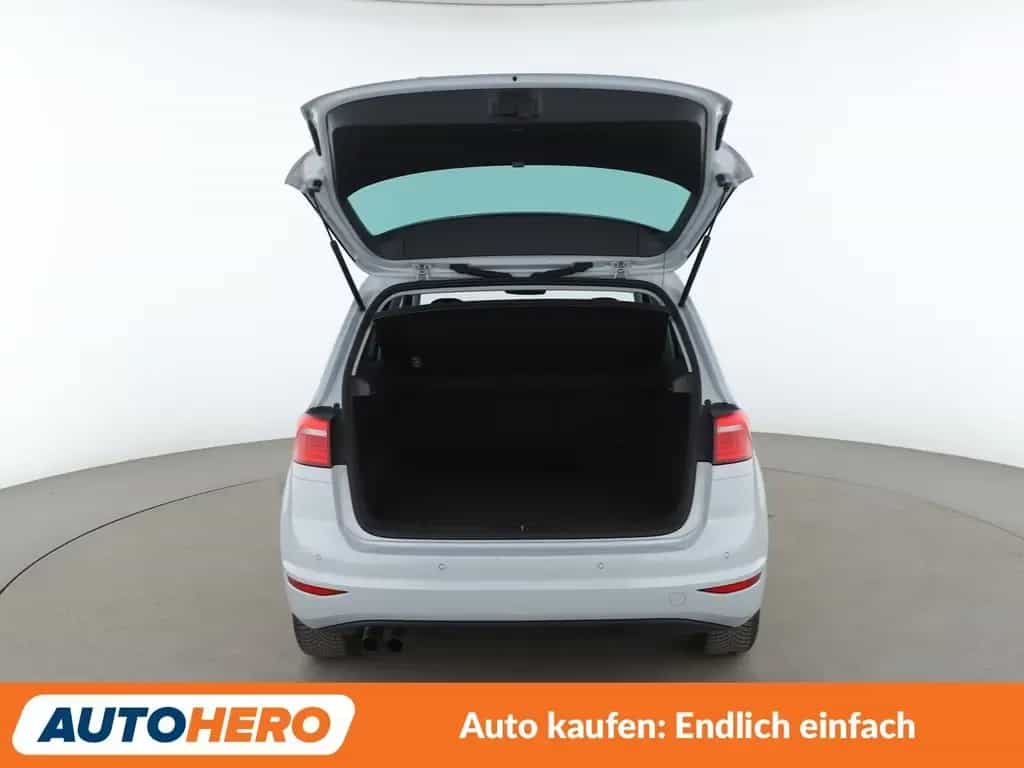 Volkswagen Golf Sportsvan Golf VII Sportsvan 1.4 TSI Sound BMT Aut.*ACC* 07/2017-photo-16