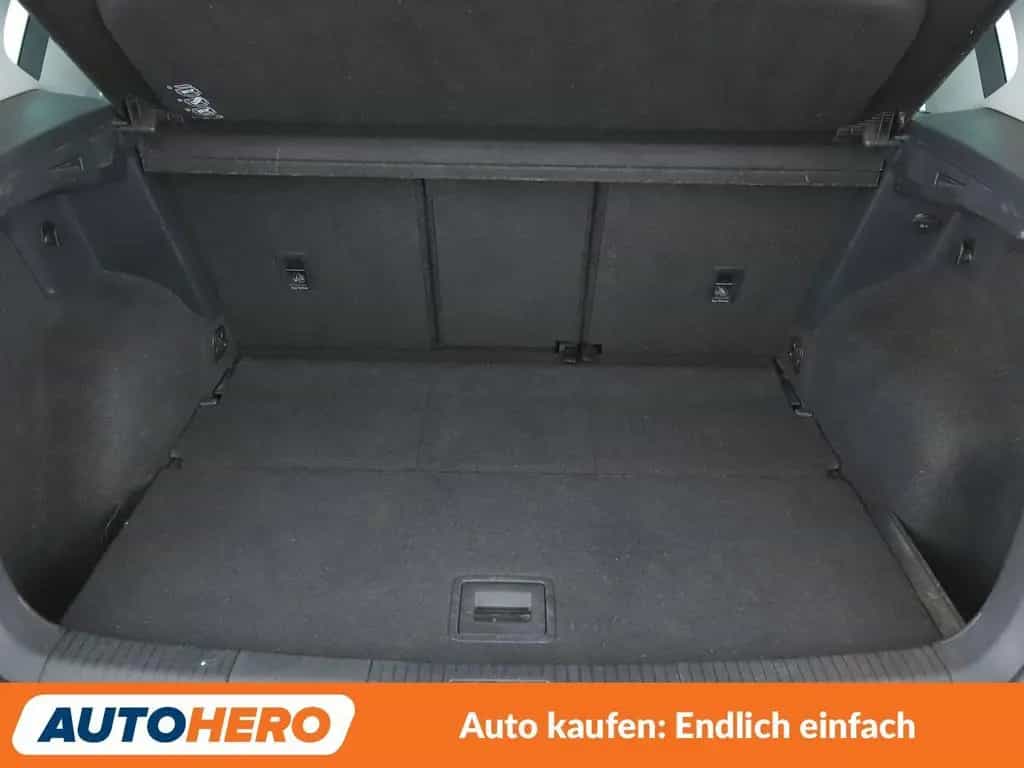 Volkswagen Golf Sportsvan Golf VII Sportsvan 1.4 TSI Sound BMT Aut.*ACC* 07/2017-photo-17