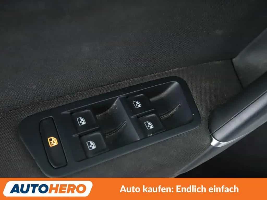 Volkswagen Golf Sportsvan Golf VII Sportsvan 1.4 TSI Sound BMT Aut.*ACC* 07/2017-photo-23
