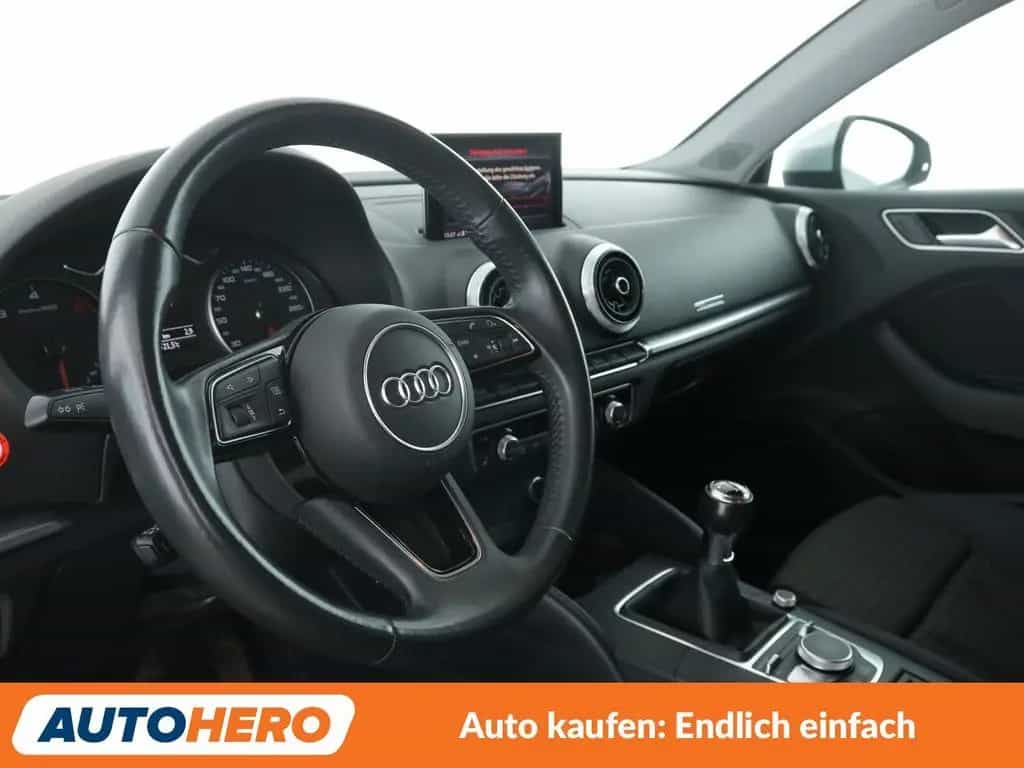Audi A3 Limousine 1.6 TDI Sport *NAVI*XENON*TEMPO*PDC 07/2018-photo-10