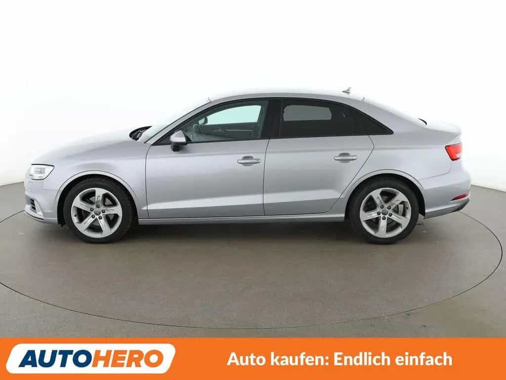 Audi A3 Limousine 1.6 TDI Sport *NAVI*XENON*TEMPO*PDC 07/2018-photo-2