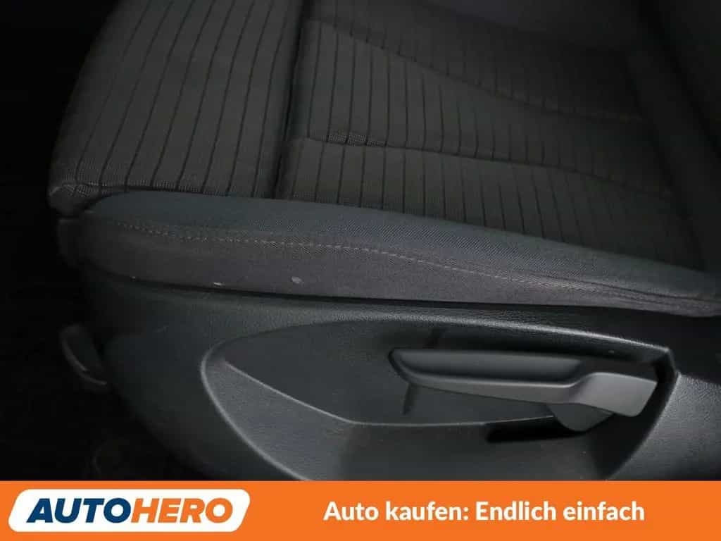 Audi A3 Limousine 1.6 TDI Sport *NAVI*XENON*TEMPO*PDC 07/2018-photo-32