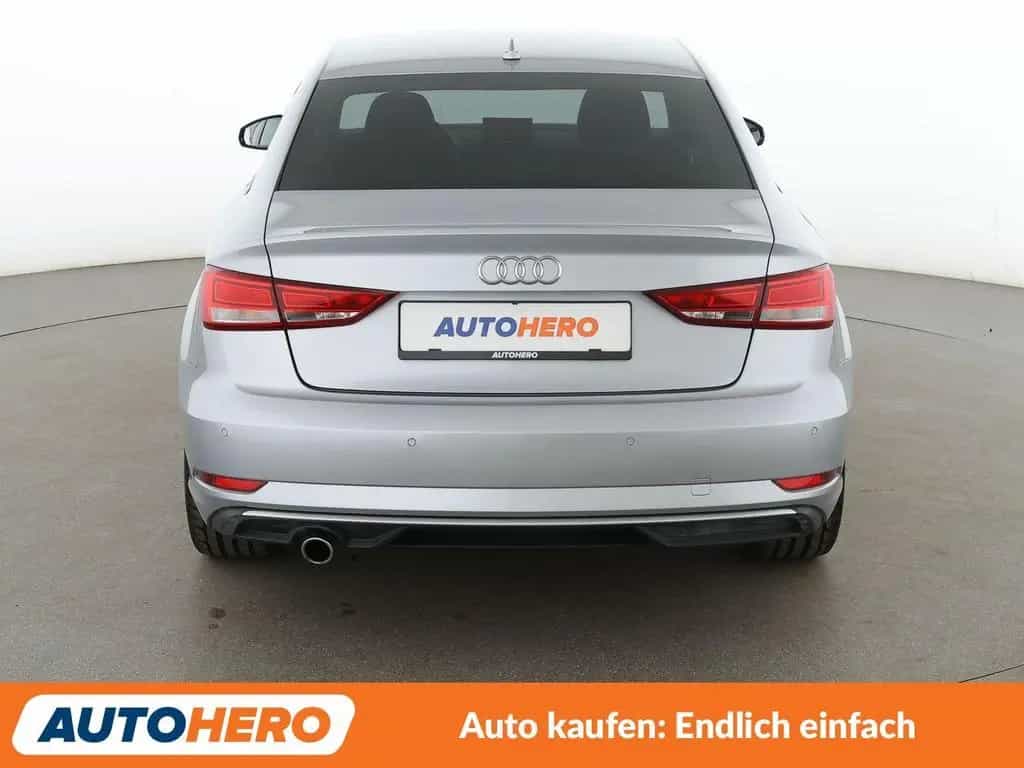 Audi A3 Limousine 1.6 TDI Sport *NAVI*XENON*TEMPO*PDC 07/2018-photo-4