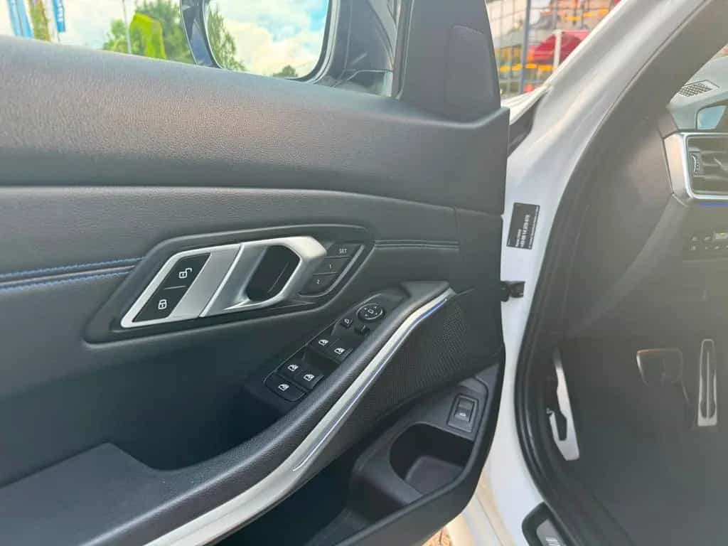 BMW 320 d Touring xDrive M Sport*Temp*LED*TWA*Sitzh* 07/2020-photo-10
