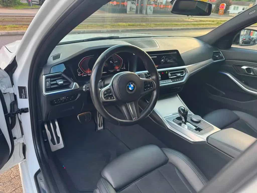BMW 320 d Touring xDrive M Sport*Temp*LED*TWA*Sitzh* 07/2020-photo-11