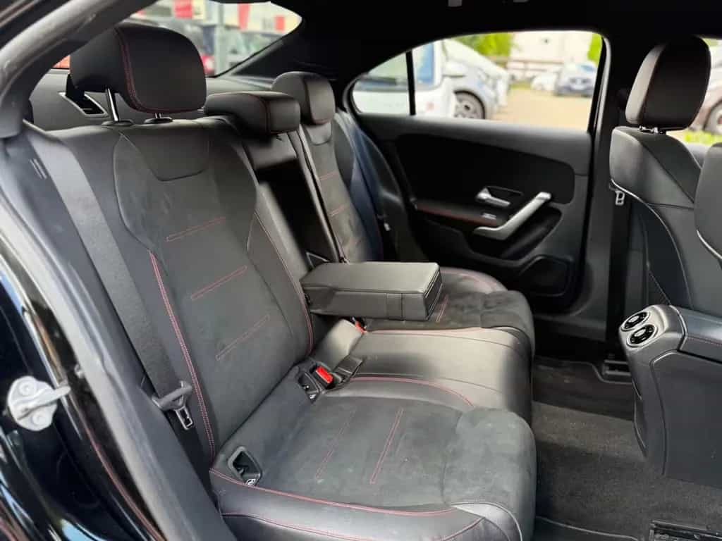 Mercedes-Benz A 220 A220 4MATIC AMG LINE*AMBIENTE*LED*SOUNDSYSTEM 08/2019-photo-21