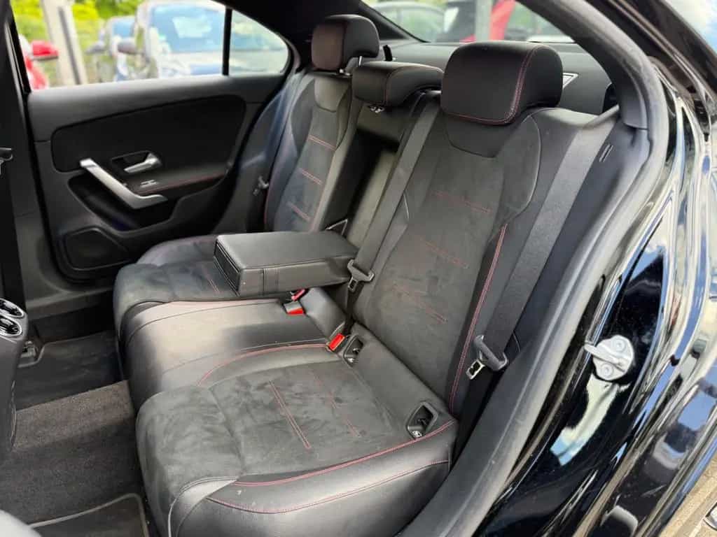 Mercedes-Benz A 220 A220 4MATIC AMG LINE*AMBIENTE*LED*SOUNDSYSTEM 08/2019-photo-25