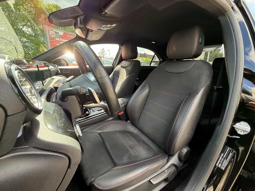 Mercedes-Benz A 220 A220 4MATIC AMG LINE*AMBIENTE*LED*SOUNDSYSTEM 08/2019-photo-28