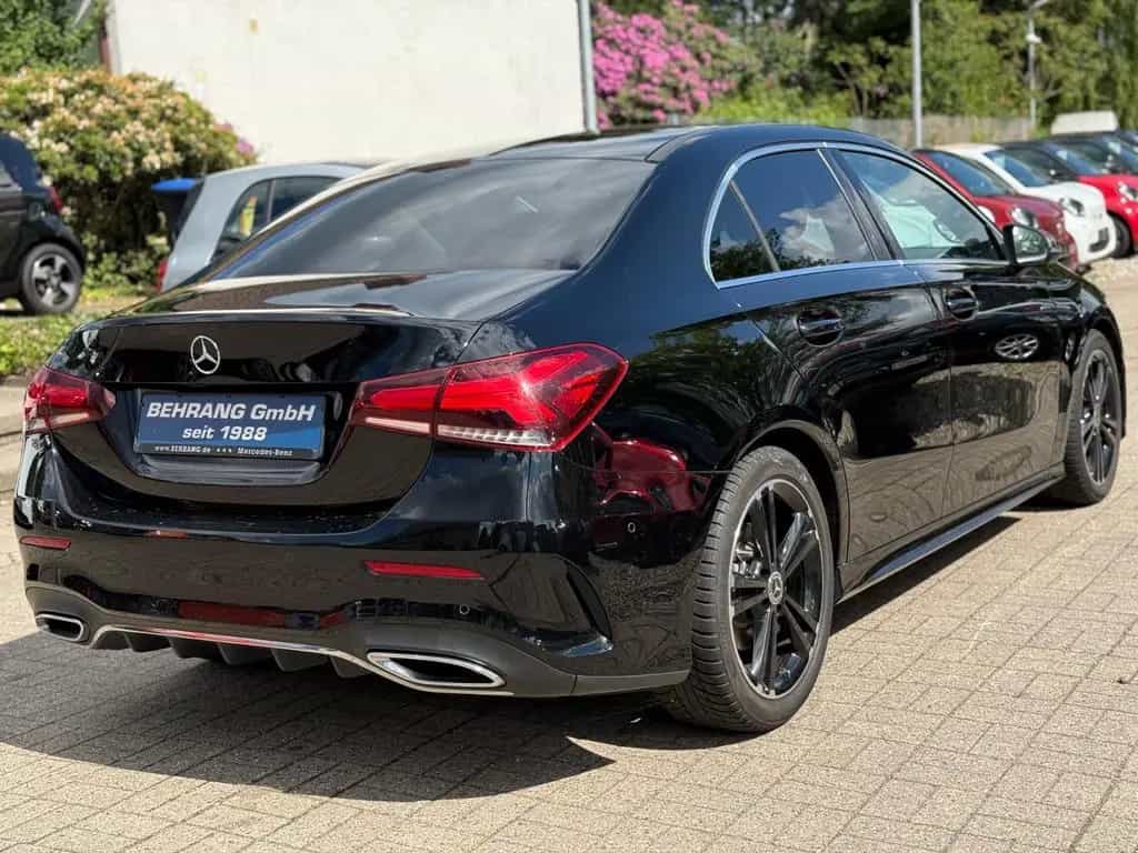 Mercedes-Benz A 220 A220 4MATIC AMG LINE*AMBIENTE*LED*SOUNDSYSTEM 08/2019-photo-36
