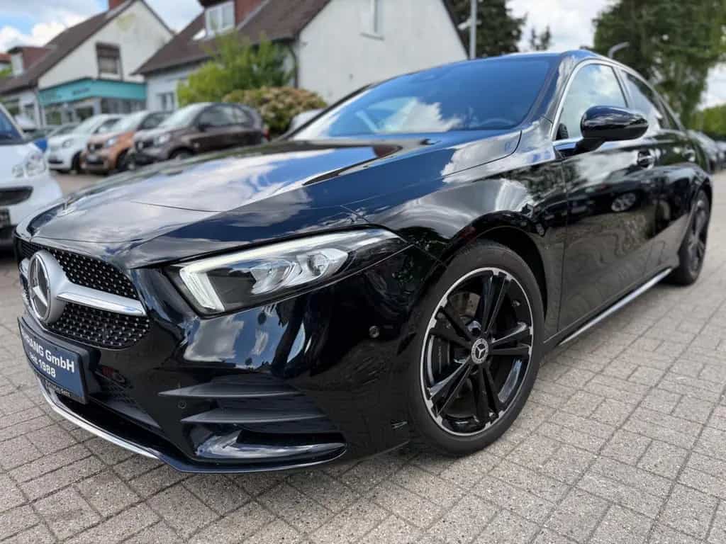 Mercedes-Benz A 220 A220 4MATIC AMG LINE*AMBIENTE*LED*SOUNDSYSTEM 08/2019-photo-7