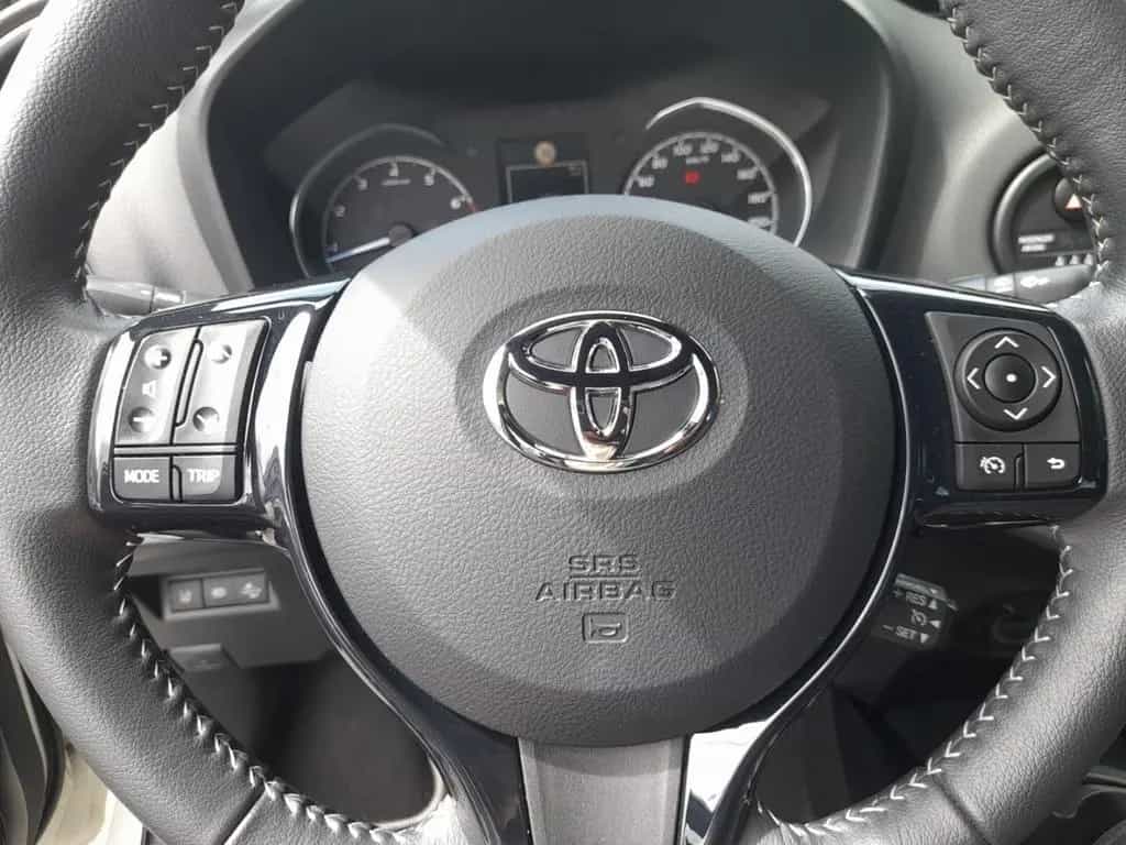Toyota Yaris 1,5 Style Selection *Kamera*Bluetooth*DAB* 05/2019-photo-15