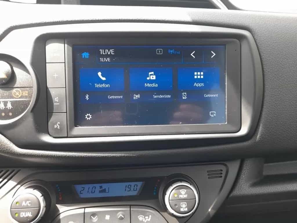 Toyota Yaris 1,5 Style Selection *Kamera*Bluetooth*DAB* 05/2019-photo-20