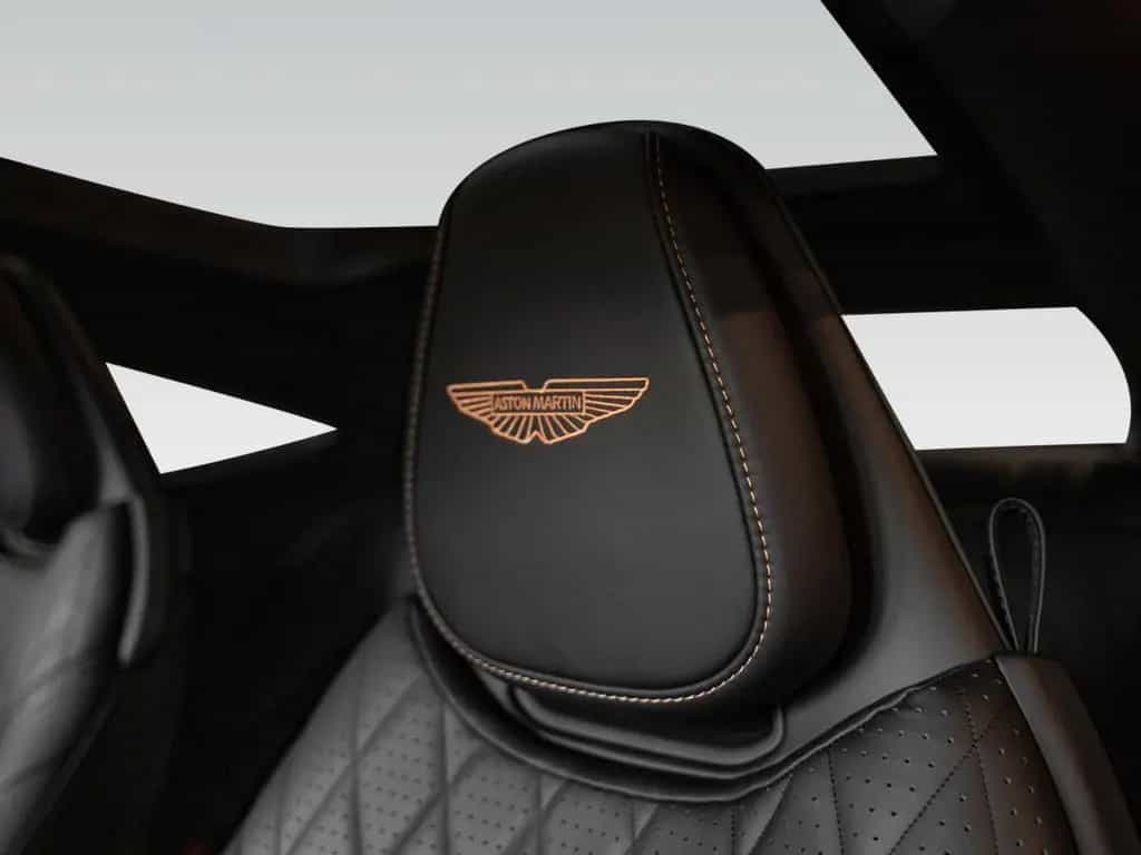 Aston Martin DB12 Coupe | Bowers & Wilkins | Magneto Bronze 07/2025-photo-16