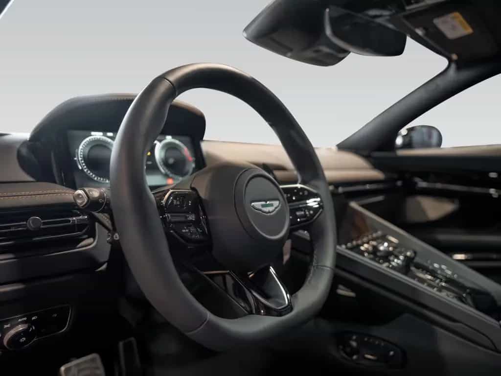Aston Martin DB12 Coupe | Bowers & Wilkins | Magneto Bronze 07/2025-photo-19