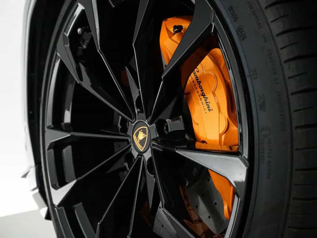 Lamborghini Urus S MY23 | Carbon Int | B&O 09/2023-photo-16