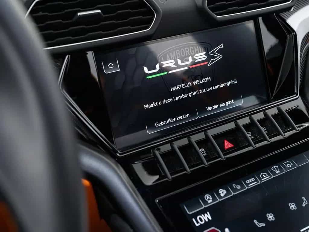 Lamborghini Urus S MY23 | Carbon Int | B&O 09/2023-photo-37