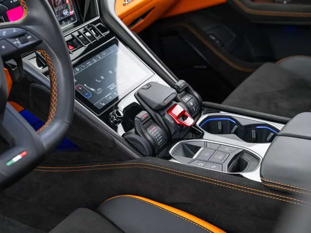 Lamborghini Urus S MY23 | Carbon Int | B&O 09/2023-photo-40