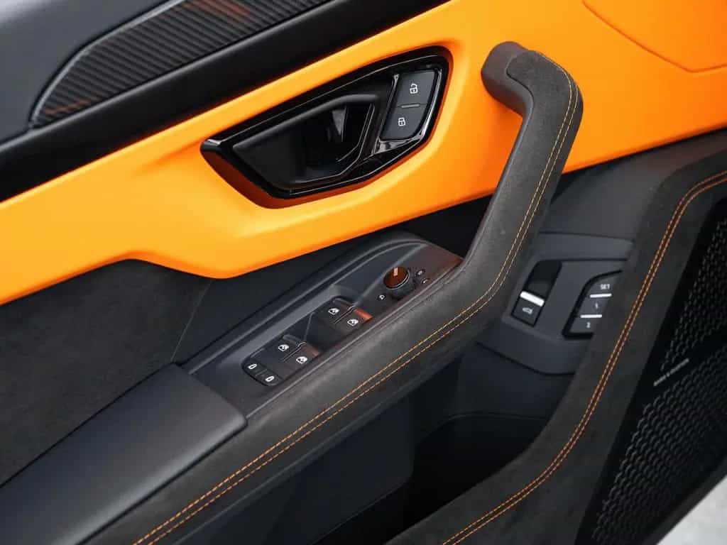 Lamborghini Urus S MY23 | Carbon Int | B&O 09/2023-photo-41