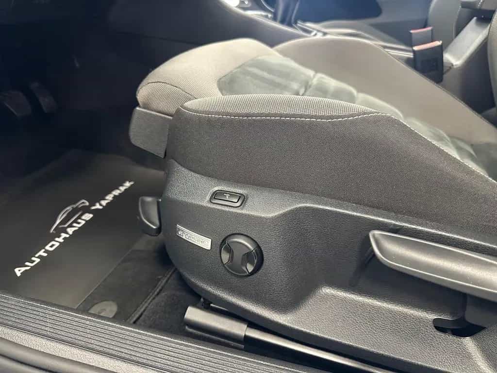Volkswagen Golf VII Lim BMT|ACC|Massage|Inspektion+Garantie 06/2019-photo-17