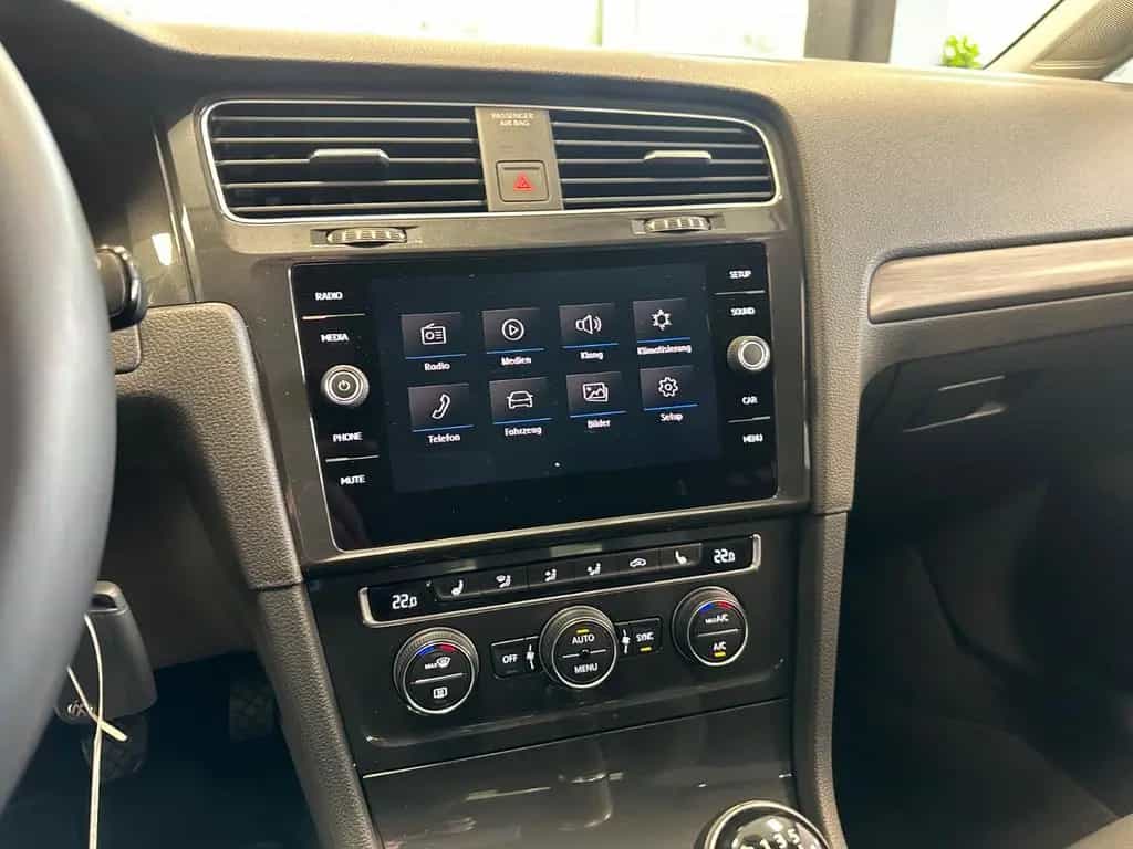 Volkswagen Golf VII Lim BMT|ACC|Massage|Inspektion+Garantie 06/2019-photo-21