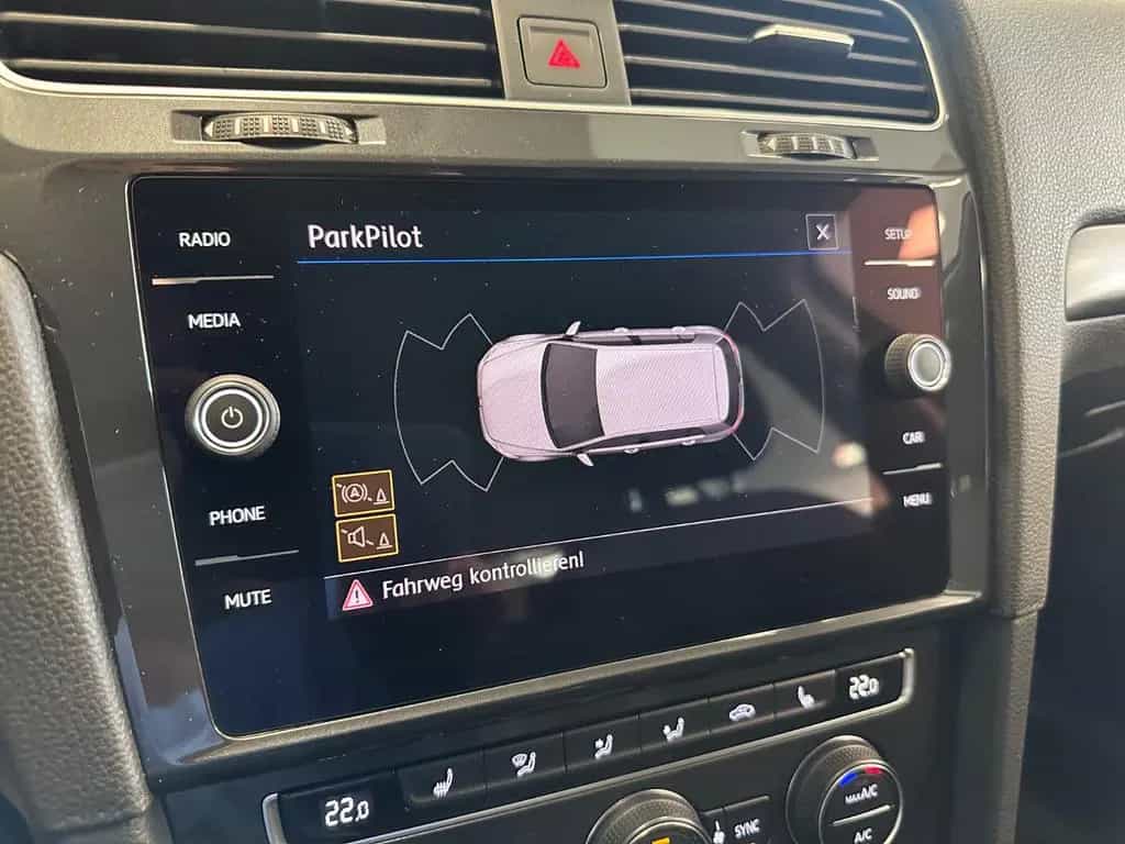 Volkswagen Golf VII Lim BMT|ACC|Massage|Inspektion+Garantie 06/2019-photo-22
