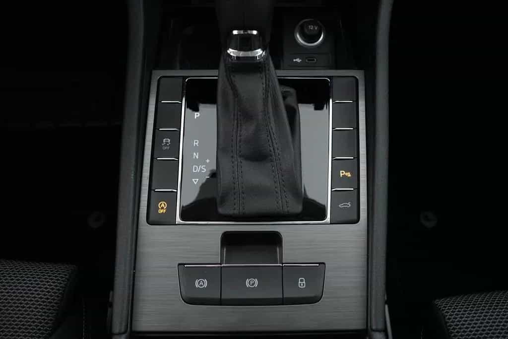 Skoda Superb LIMOUSINE STYLE 2.0TSI DSG MATRIX-LED uvm 01/2022-photo-27
