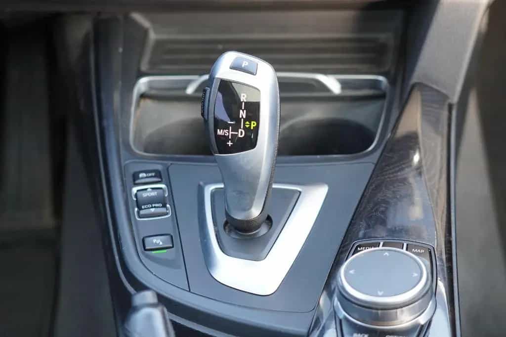 BMW 320 d touring Luxury Line Purity 3 J. GARANTIE ! 02/2019-photo-12