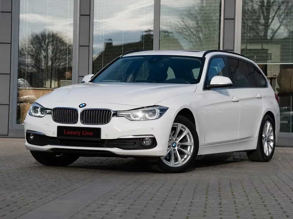 BMW 320 d touring Luxury Line Purity 3 J. GARANTIE ! 02/2019-photo-3