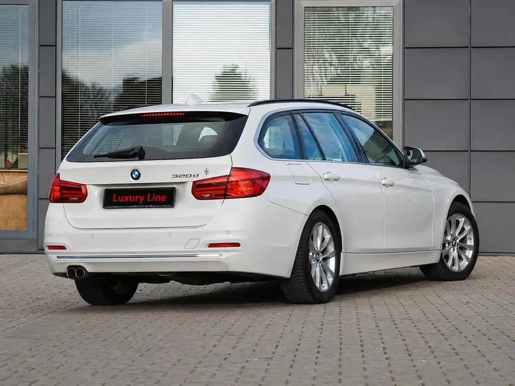 BMW 320 d touring Luxury Line Purity 3 J. GARANTIE ! 02/2019-photo-7