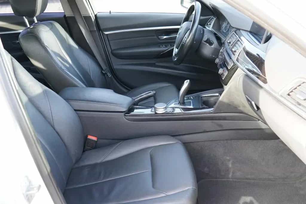 BMW 320 d touring Luxury Line Purity 3 J. GARANTIE ! 02/2019-photo-8