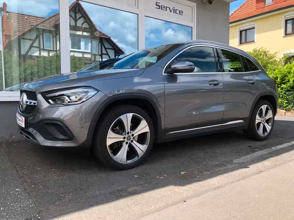 Mercedes-Benz GLA 250 +AHK+Burmester+360°+Business+20"+Easy-Pak 09/2020-photo-0