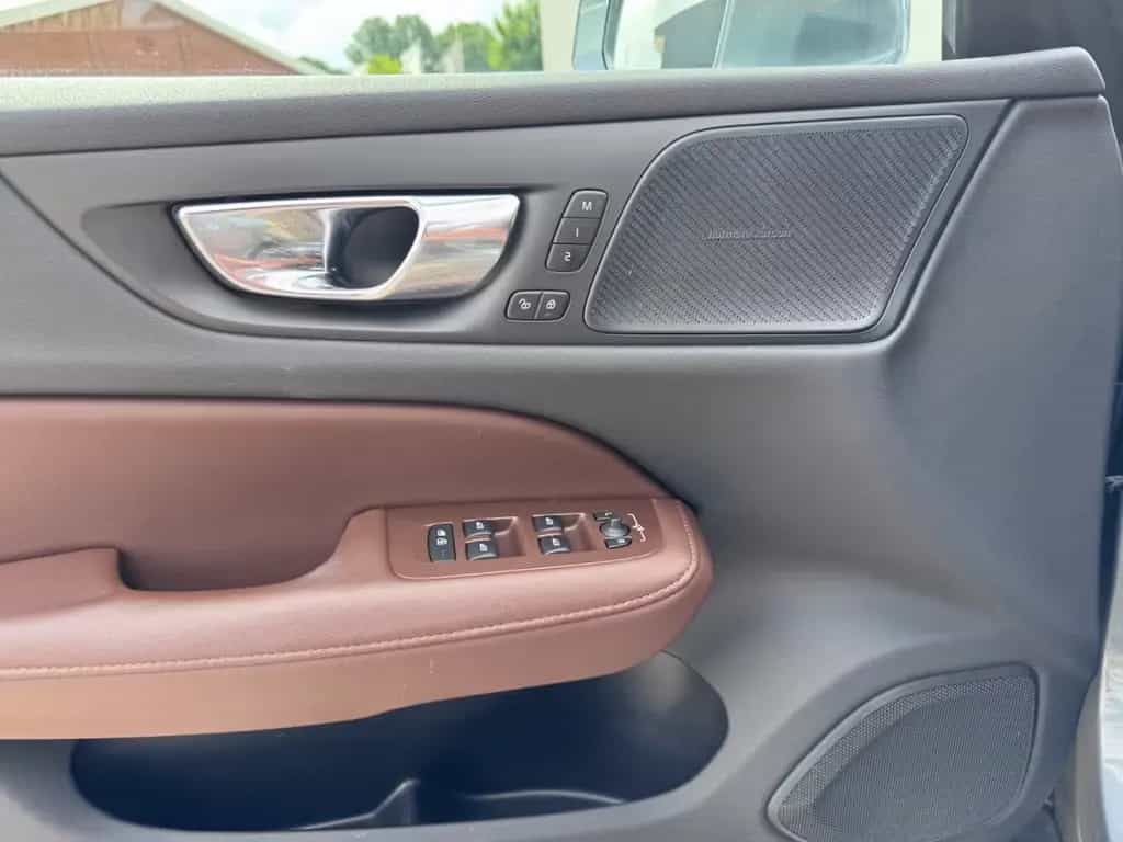 Volvo V60 Inscription AWD, VOLL,360°,Massage, Pano,LED 12/2019-photo-10