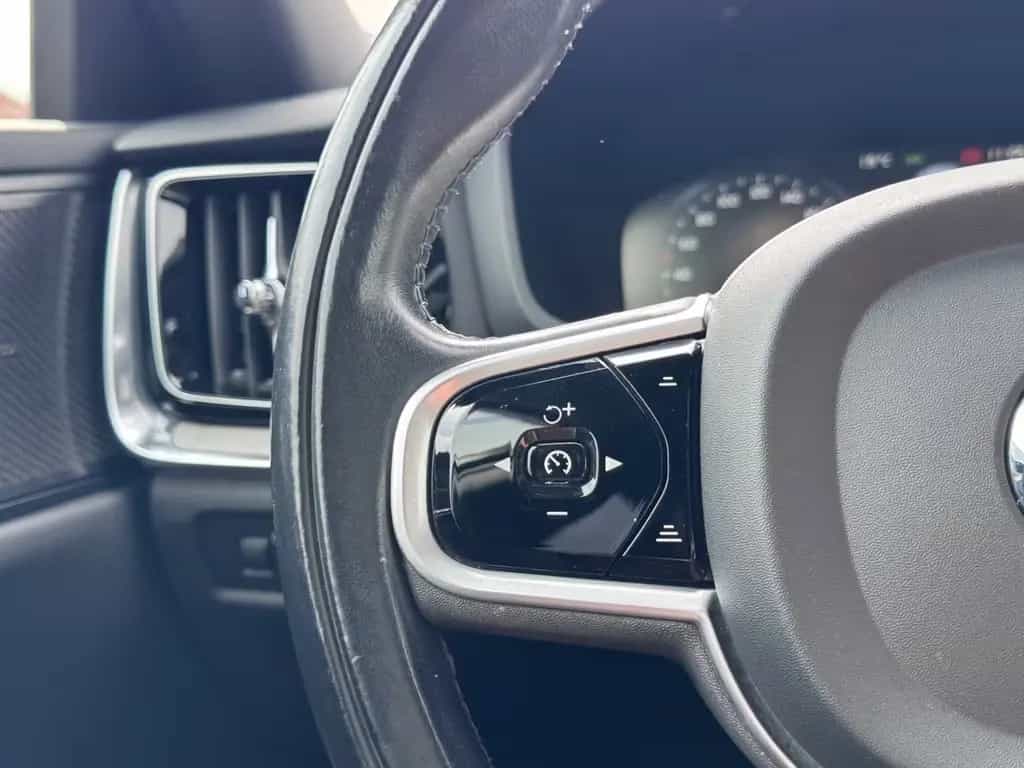 Volvo V60 Inscription AWD, VOLL,360°,Massage, Pano,LED 12/2019-photo-14