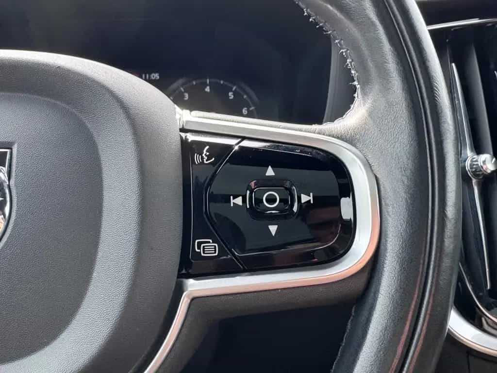 Volvo V60 Inscription AWD, VOLL,360°,Massage, Pano,LED 12/2019-photo-15