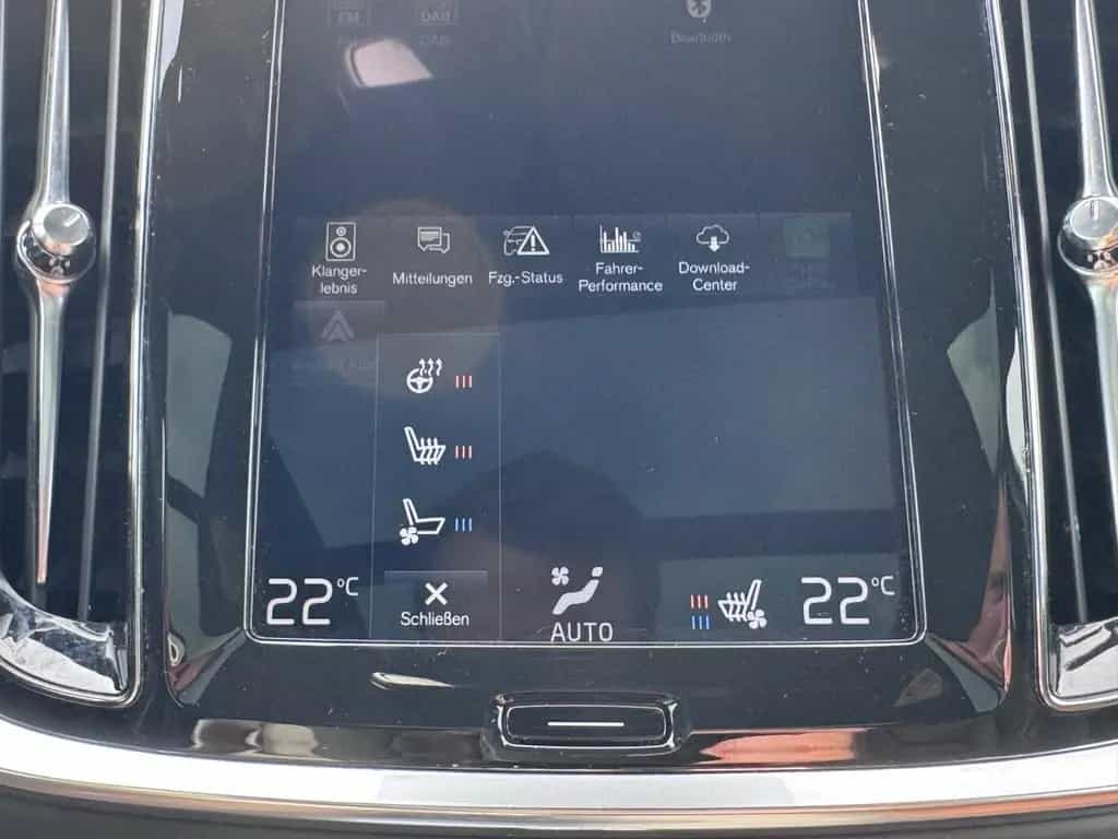 Volvo V60 Inscription AWD, VOLL,360°,Massage, Pano,LED 12/2019-photo-22
