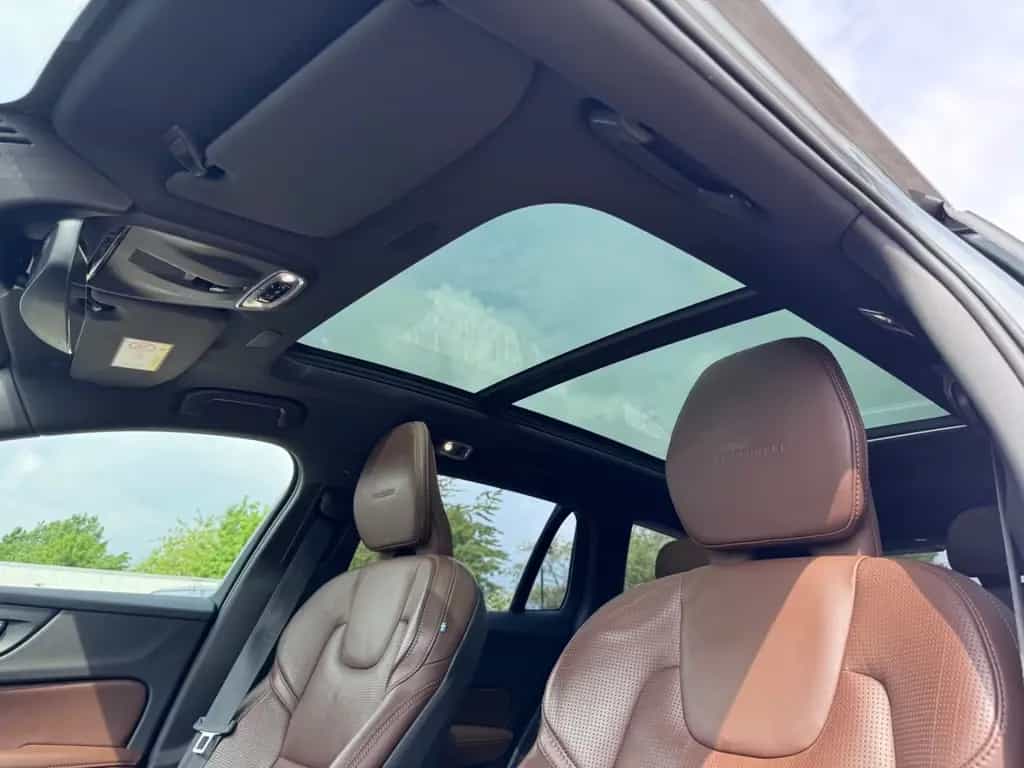 Volvo V60 Inscription AWD, VOLL,360°,Massage, Pano,LED 12/2019-photo-23